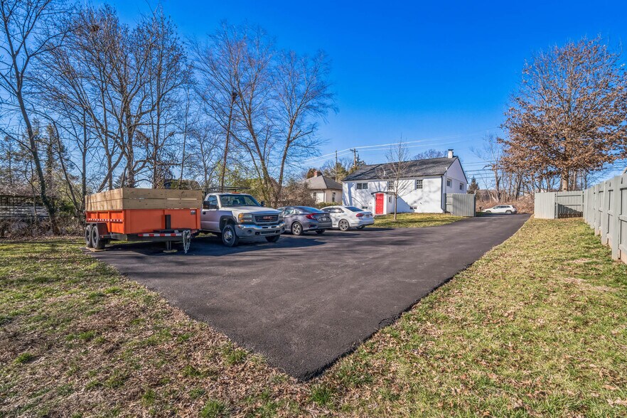More Photos Of 2952-2954 Dekalb Pike, East Norriton Township Apartments For Sale