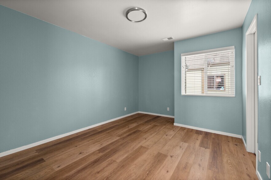 More Photos Of 430-440 Linden Dr, Oxnard Apartments For Sale