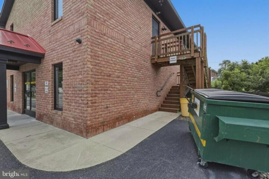 More Photos Of 23 S Colonial Dr, Hagerstown Office For Sale