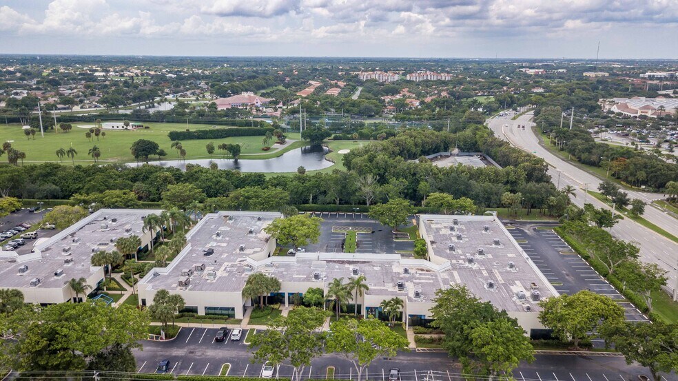 More Photos Of 901-925 Clint Moore Rd, Boca Raton Loft Creative Space For Lease