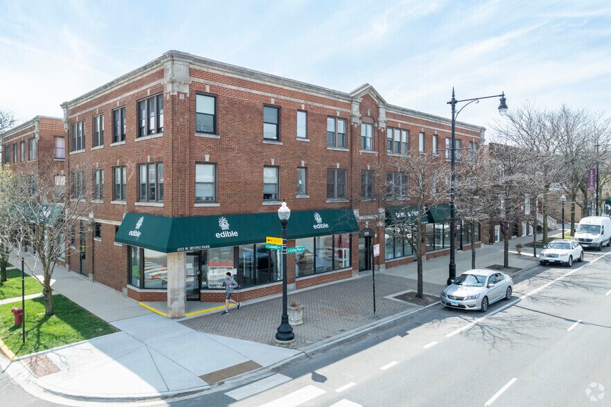 Primary Photo Of 4335 W Irving Park Rd, Chicago Apartments For Sale