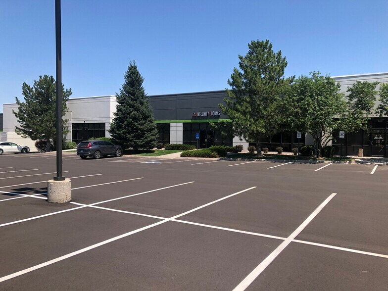 More Photos Of 12600 E Arapahoe Rd, Englewood Flex For Lease