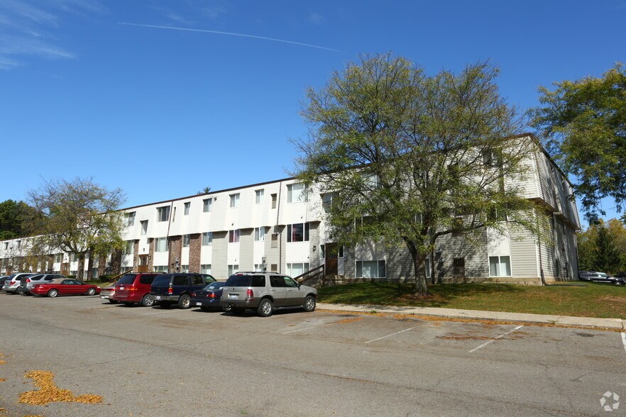 More Photos Of 831 Green Rd, Ypsilanti Apartments For Sale