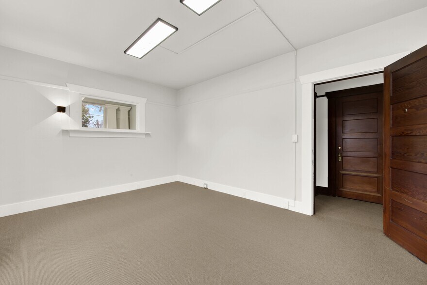 More Photos Of 1763 2nd St, Napa Office Residential For Sale