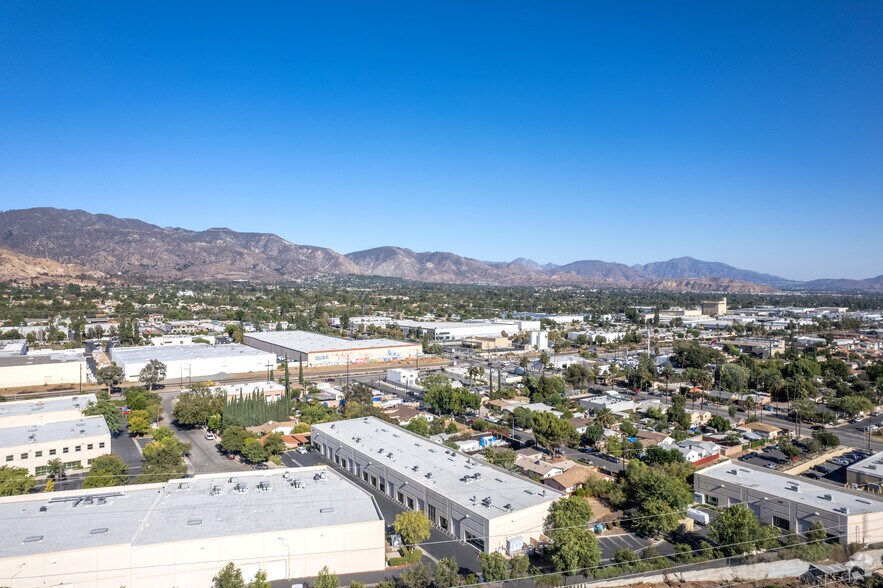 More Photos Of 15840 W Monte St, Sylmar Warehouse For Sale