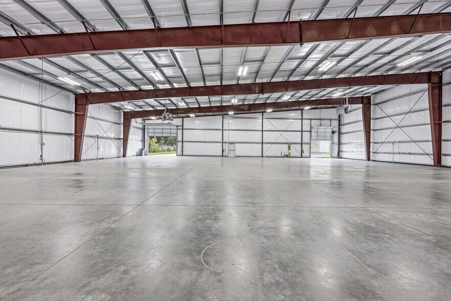 More Photos Of 3663 Southland Dr, Flowery Branch Warehouse For Sale