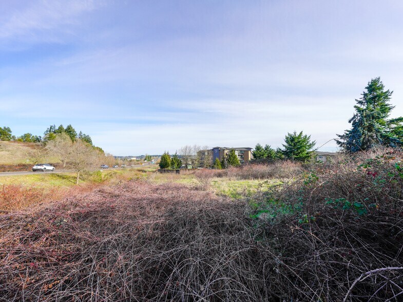 More Photos Of 4856 32nd Ave SE, Salem Industrial For Sale