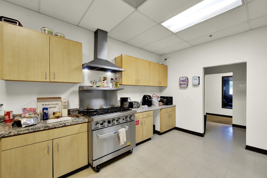 More Photos Of 814 Court St, Woodland Rehabilitation Center For Sale