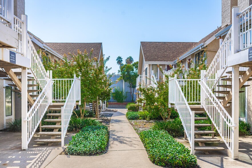 More Photos Of 1530 Howe Ave, Sacramento Hotel For Sale