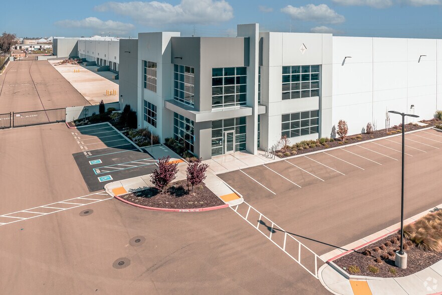 More Photos Of 3458 Yosemite Ave, Lathrop Industrial For Sale