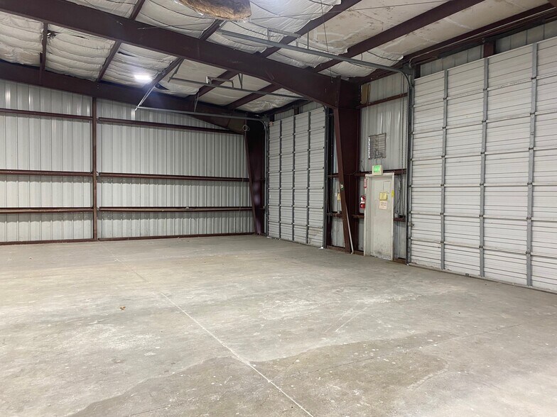 More Photos Of 6265 N Government Way, Coeur d'Alene Storefront For Sale