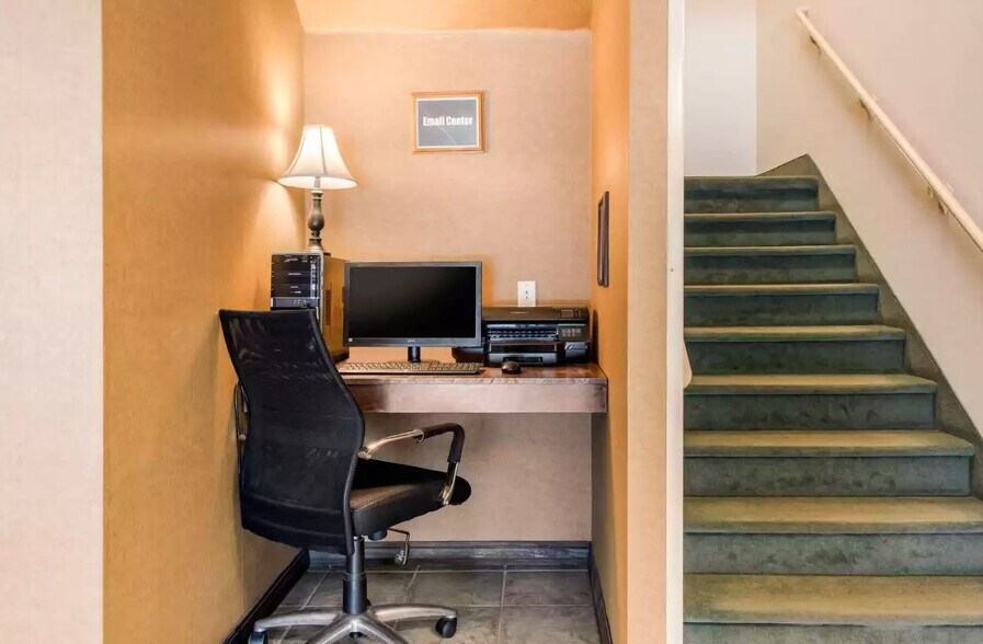 More Photos Of 750 Hogan Rd, Bangor Hospitality For Sale