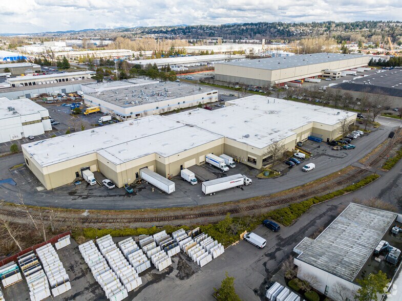 More Photos Of 22415-22437 76th Ave S, Kent Warehouse For Lease