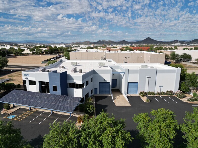 Primary Photo Of 1628 W Williams Dr, Phoenix Warehouse For Lease