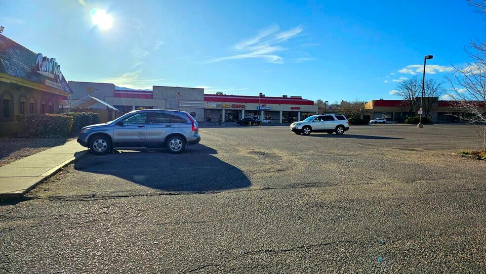 More Photos Of 310 S Academy Blvd, Colorado Springs Restaurant For Sale