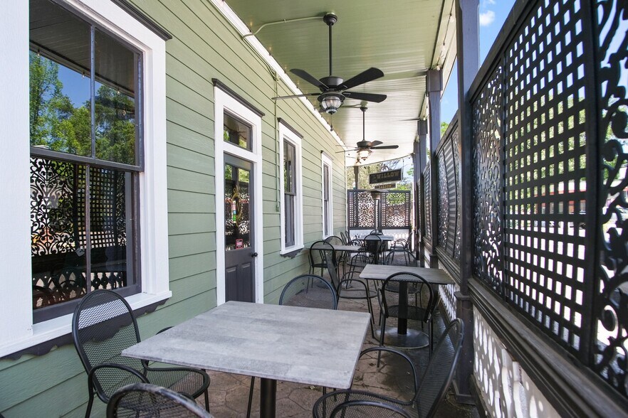 More Photos Of 18723 Main St, Jamestown General Retail For Sale