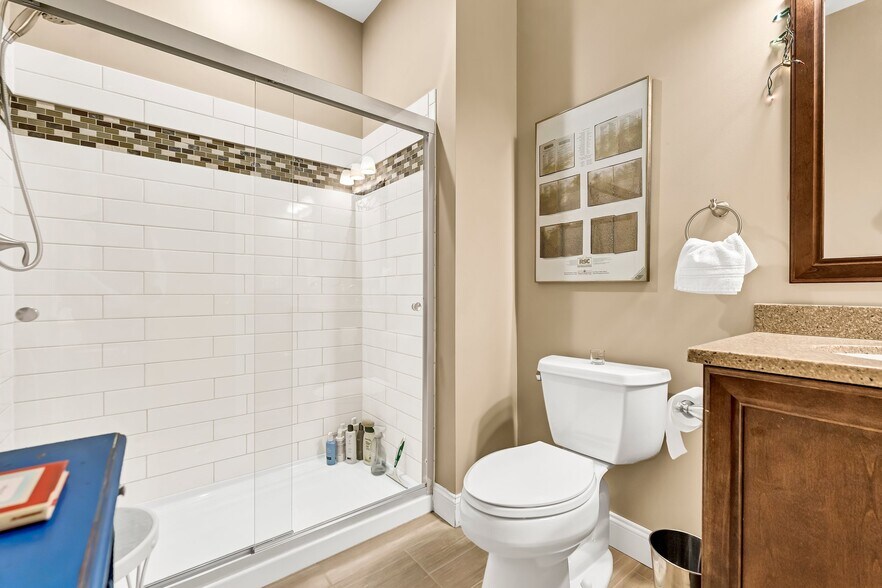 More Photos Of 6576 E Quaker St, Orchard Park Freestanding For Sale