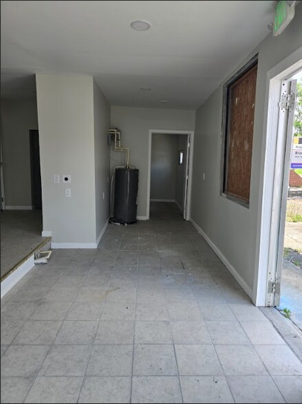 More Photos Of 4101 Wilkens Ave, Baltimore Storefront Retail Residential For Lease