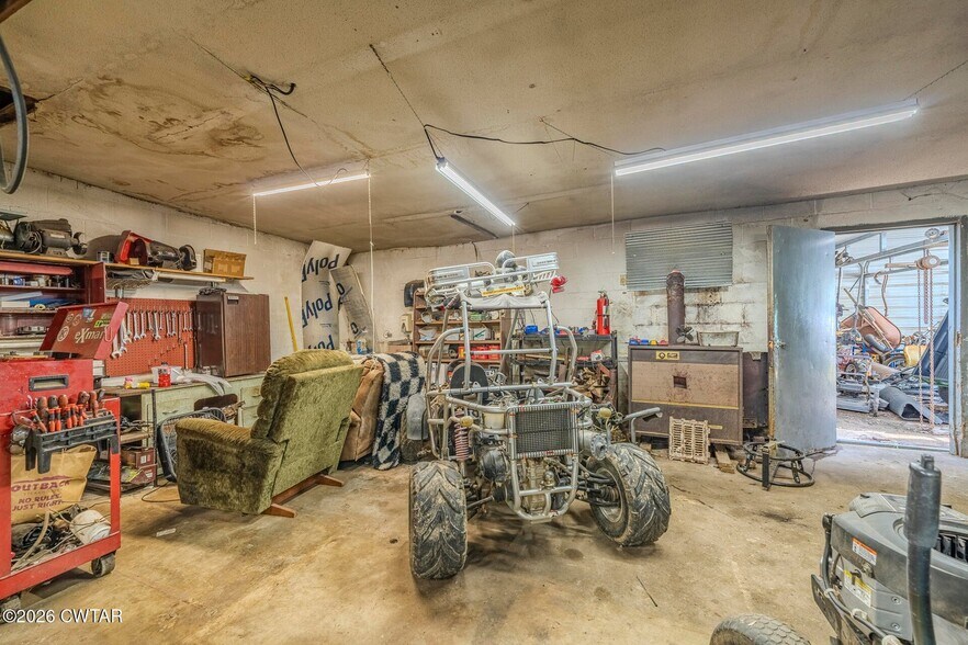 More Photos Of 308 W Main St, Bradford Auto Repair For Sale