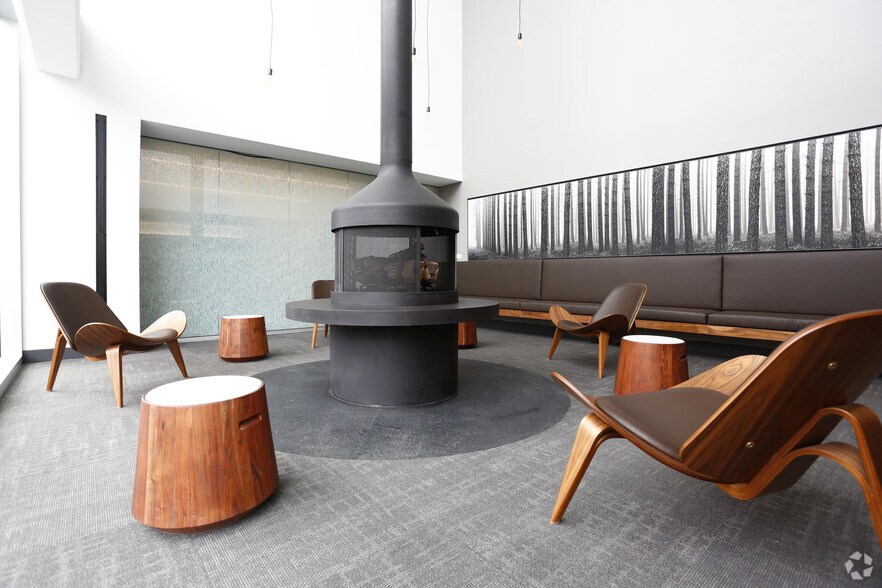 More Photos Of 4334 N Hazel St, Chicago Apartments For Lease