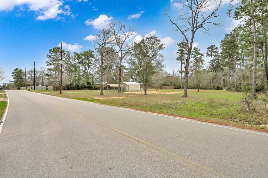 More Photos Of 16519 Lonesome Pine St, Magnolia Land For Sale