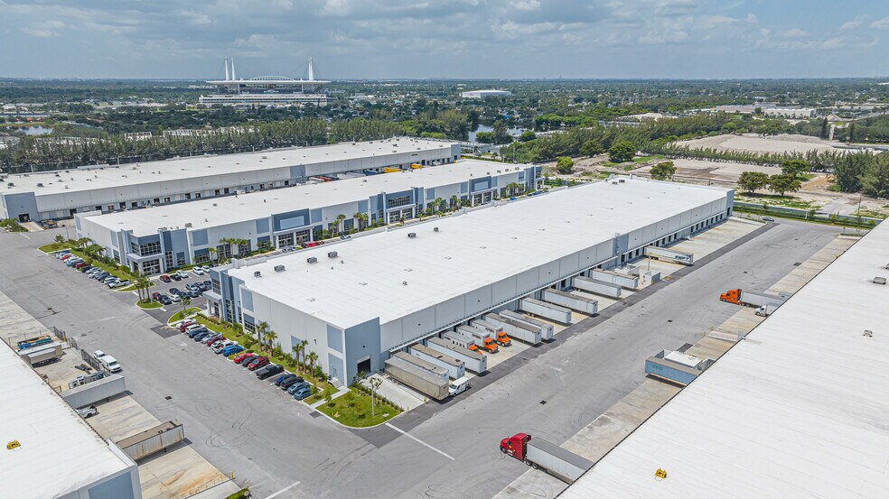 More Photos Of 1620 NW 215th St, Miami Gardens Unknown For Lease