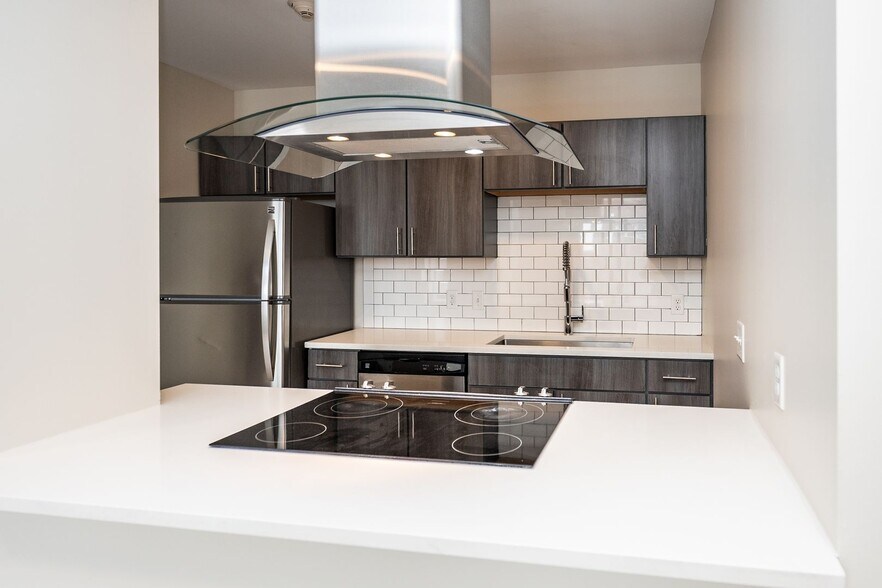 More Photos Of 65 W Broad St, Rochester Apartments For Lease