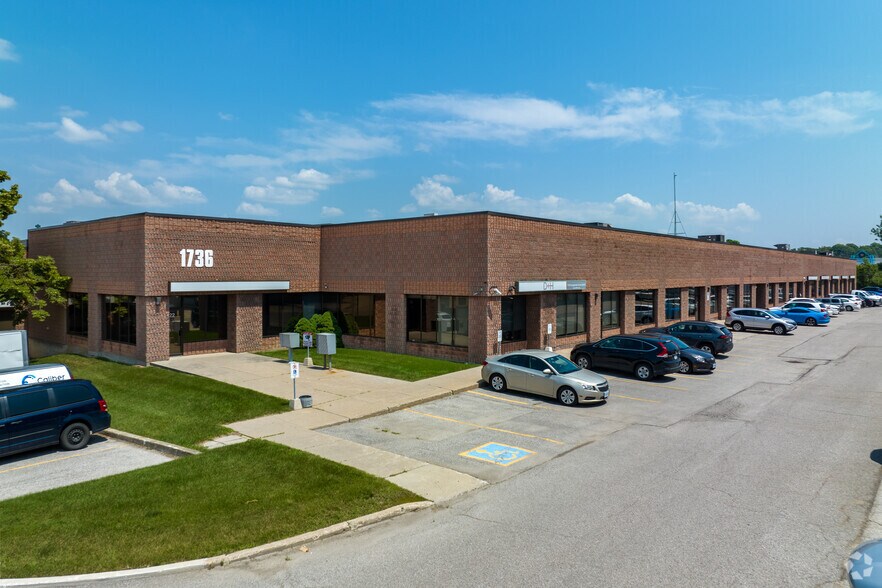 Primary Photo Of 1734-1736 Orangebrook Ct, Pickering Showroom For Lease