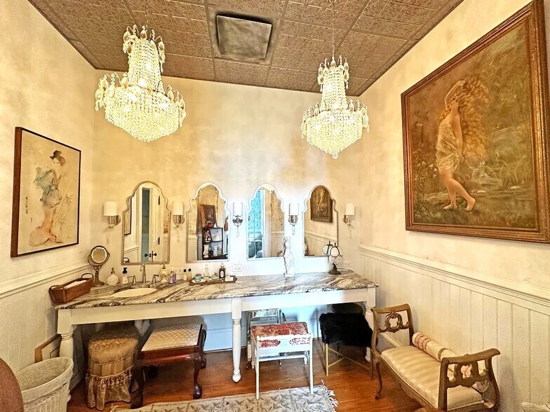 More Photos Of 1110 Caldwell St, Newberry Lodge Meeting Hall For Sale