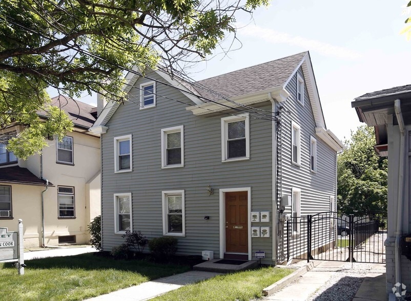More Photos Of 57 Cooper St, Woodbury Office For Sale