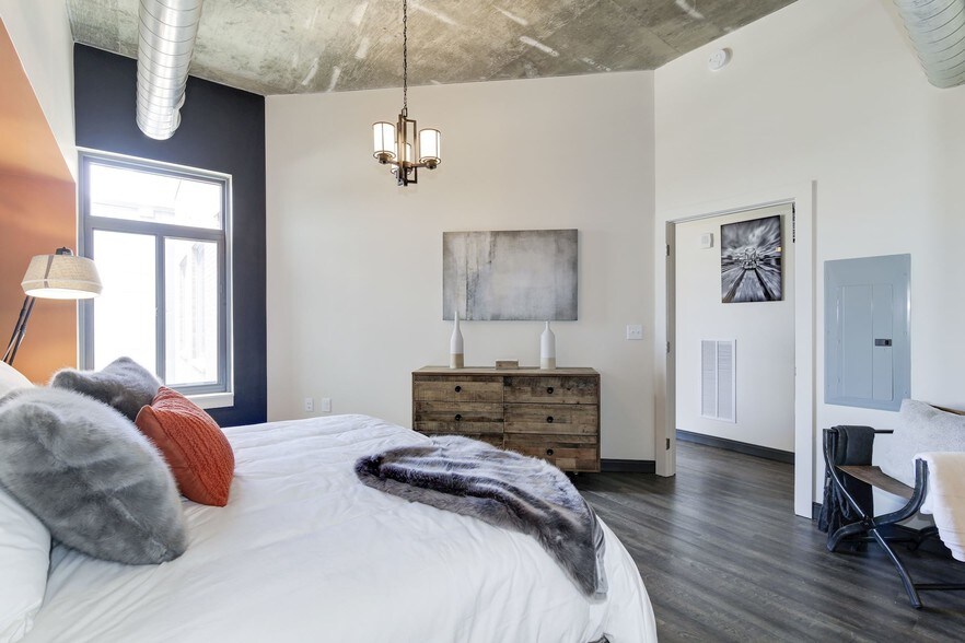 More Photos Of 625 H St NE, Washington Apartments For Lease