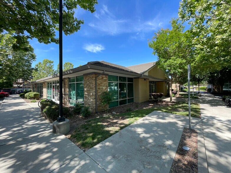 More Photos Of 1972 Del Paso Rd, Sacramento Medical For Sale