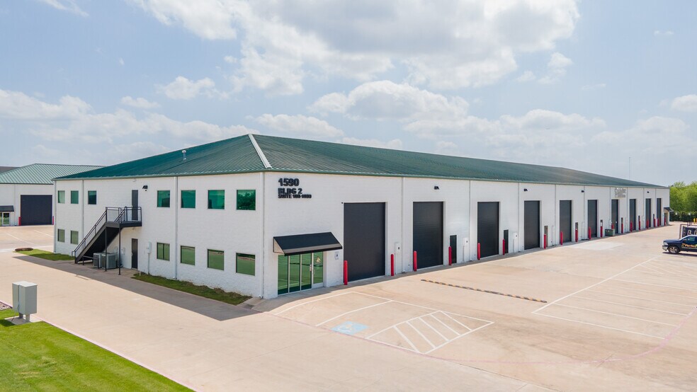 More Photos Of 1590 E State Highway 121, Lewisville Unknown For Lease
