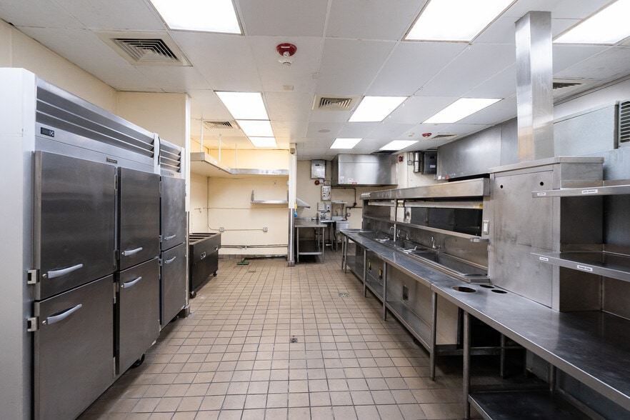 More Photos Of 3162 S Atlantic Ave, Daytona Beach Shores Restaurant For Lease