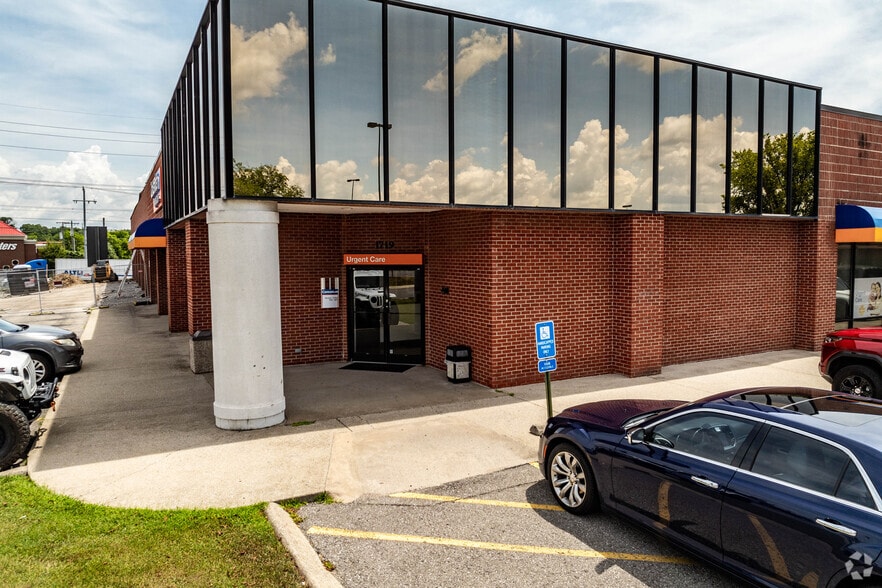 More Photos Of 1717 Gallatin Pike N, Madison Freestanding For Lease