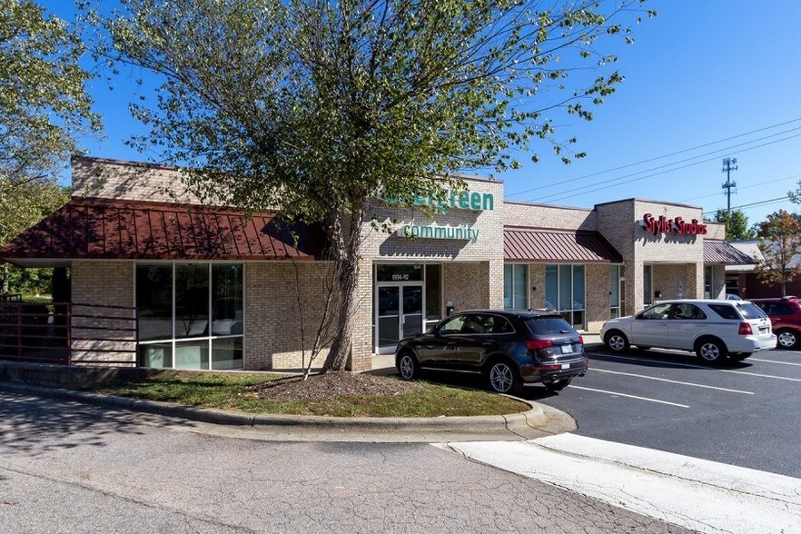 More Photos Of 6904 Glenwood Ave, Raleigh Freestanding For Lease