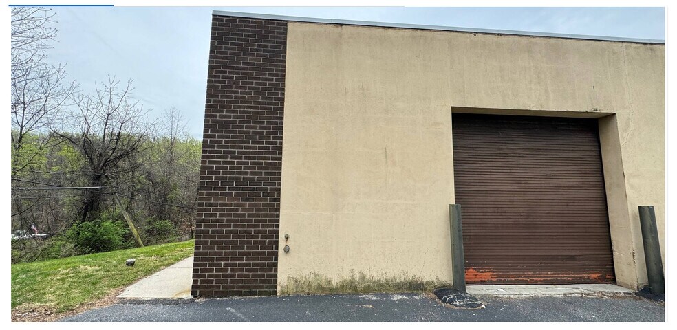 More Photos Of 390 Reed Rd, Broomall Industrial For Lease