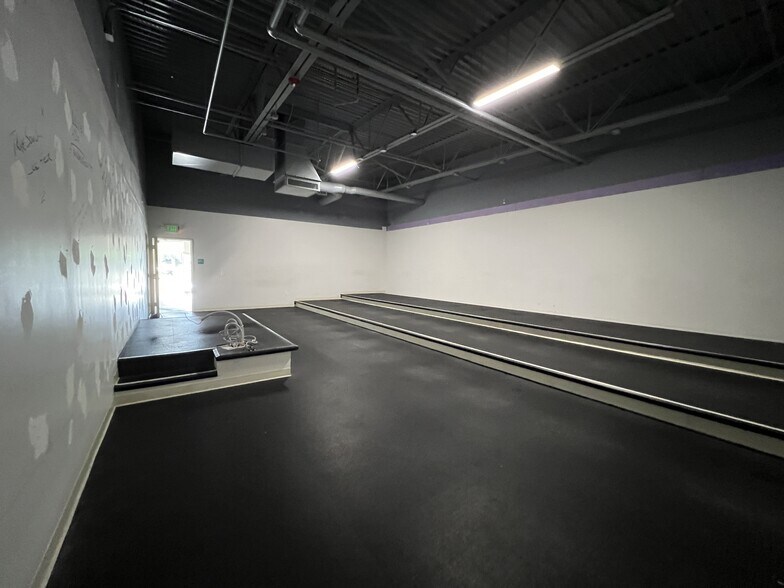 More Photos Of 1230-1240 Churn Creek Rd, Redding Unknown For Lease