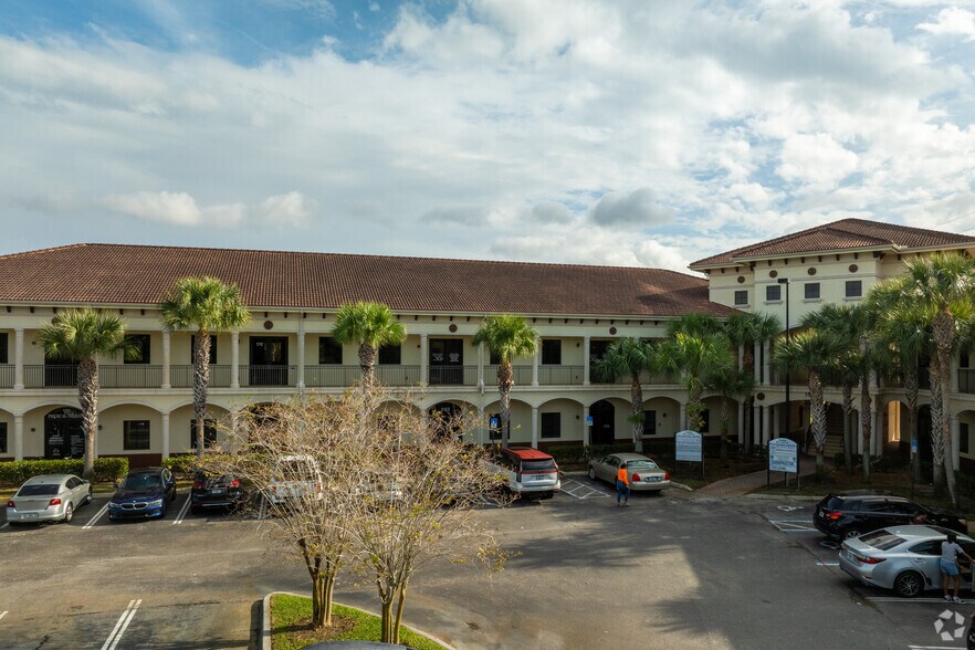 More Photos Of 1400 SE Goldtree Dr, Port Saint Lucie Medical For Sale