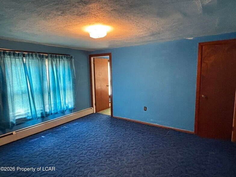 More Photos Of 12 Hill St, Glen Lyon Apartments For Sale