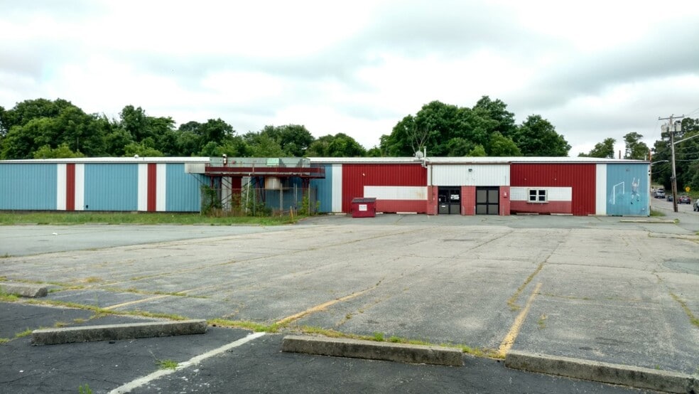 More Photos Of 424 Nash Rd, New Bedford Warehouse For Sale