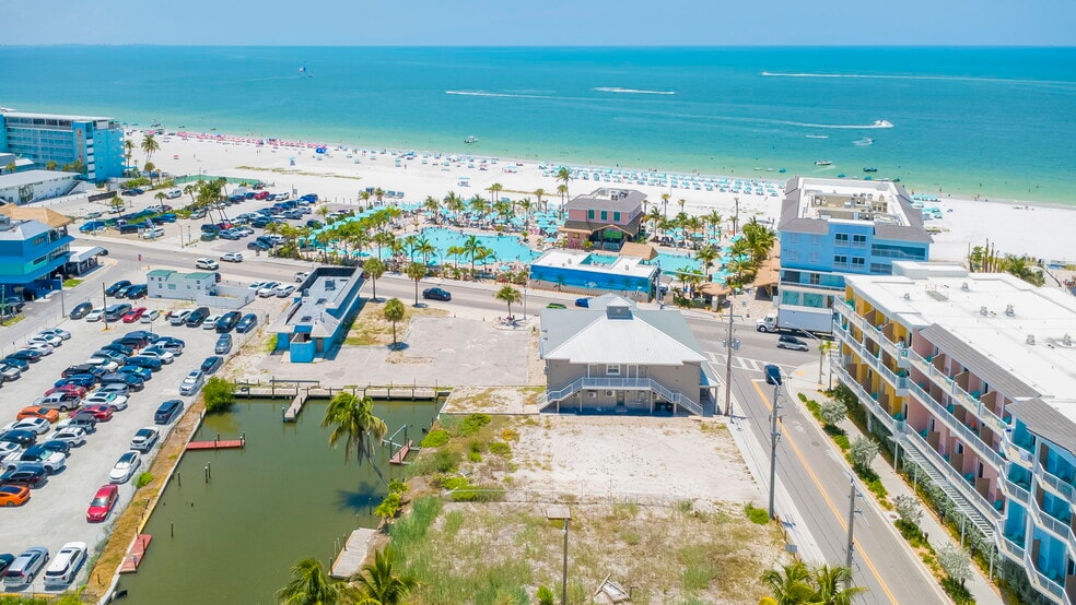 More Photos Of 1161-1165 Estero Blvd, Fort Myers Storefront Retail Residential For Sale
