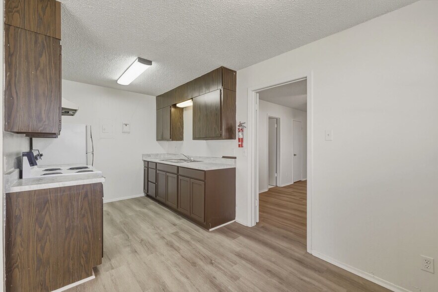 More Photos Of 1728 Pulliam St, San Angelo Apartments For Sale