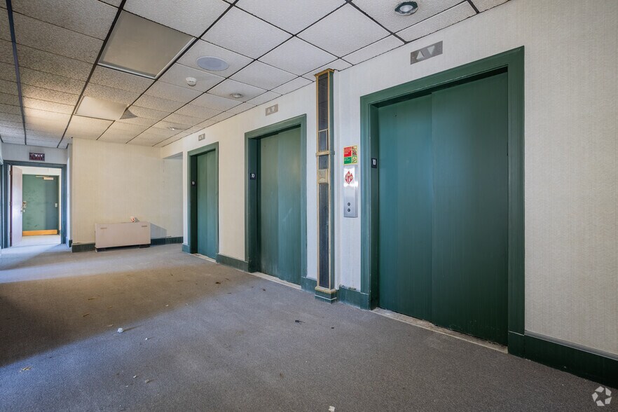 More Photos Of 401 11th St, Huntington Unknown For Sale