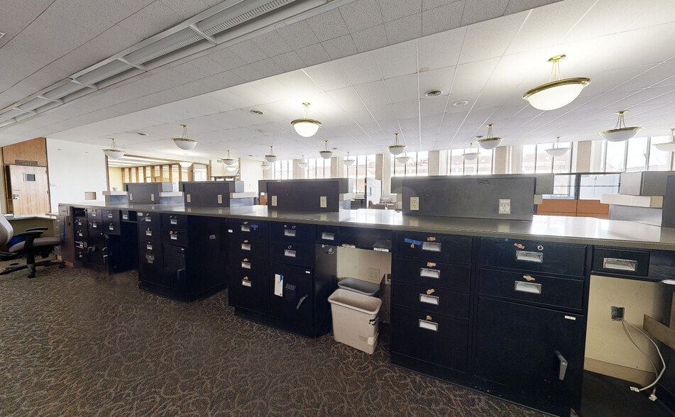 More Photos Of 320 A St, Idaho Falls Bank For Sale