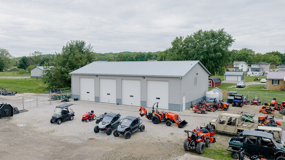 More Photos Of 206 S Carrollton St, Malvern Auto Dealership For Sale