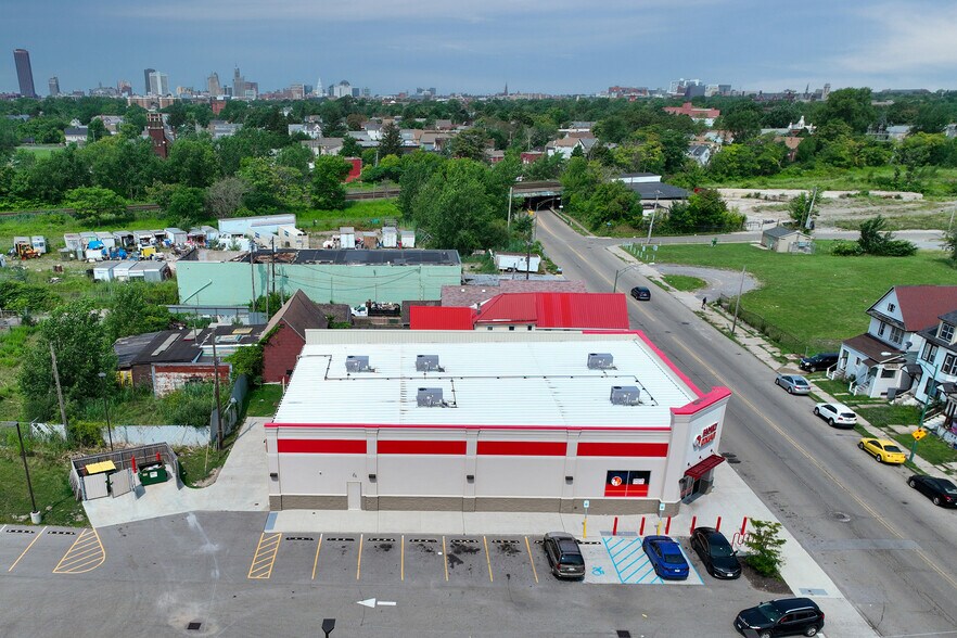 More Photos Of 1031 Clinton St, Buffalo Drugstore For Sale