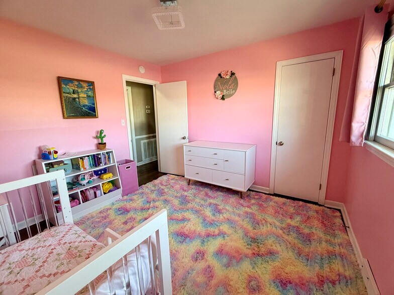 More Photos Of 1400 Pearman Dairy Rd, Anderson Office For Sale