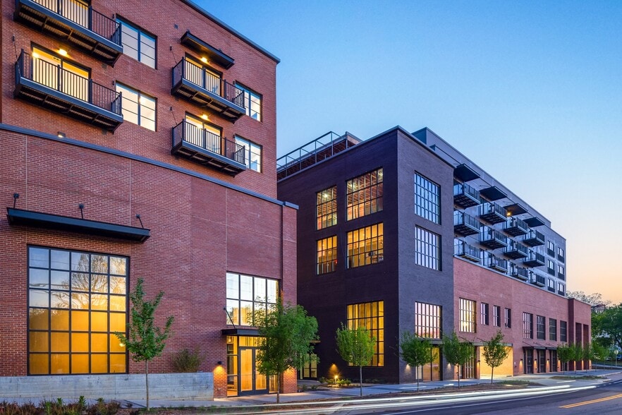 More Photos Of 220 Williams St, Athens Apartments For Lease