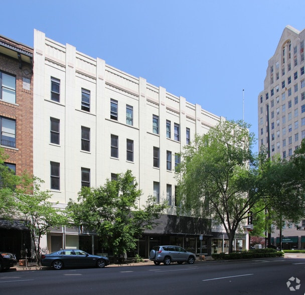 More Photos Of 300 20th St N, Birmingham Apartments For Sale